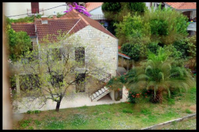 Отель Apartments Boljat  Супетар